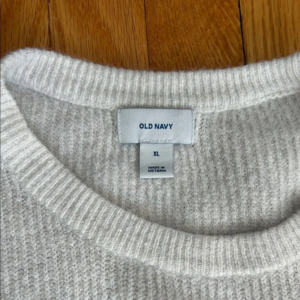 White Ribbed Long Sleeve Sweater - Picture 2 of 3